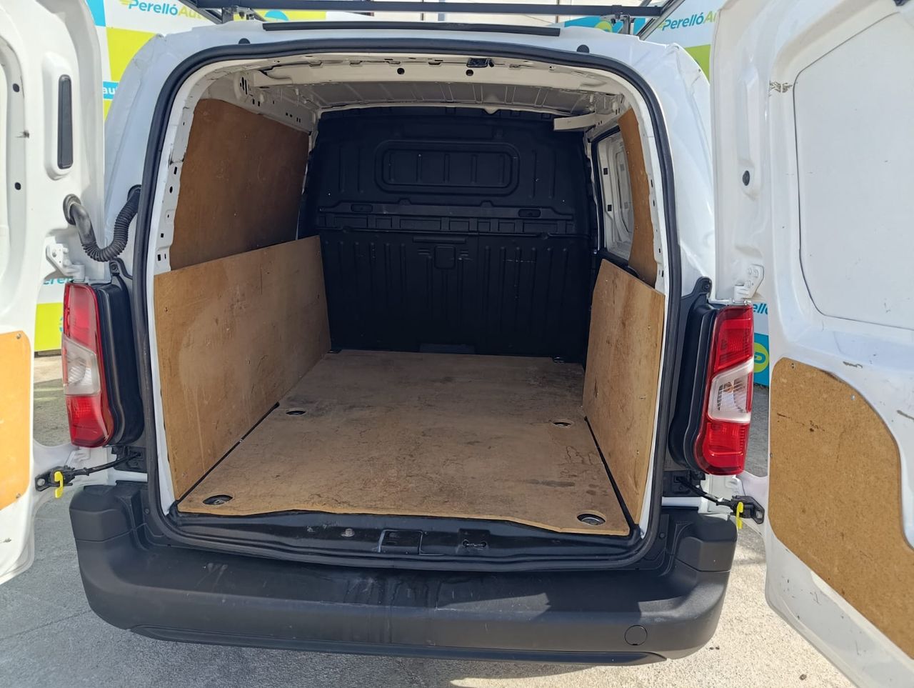 Peugeot Partner PREMIUM STANADARD BLUEHDI - Foto 6