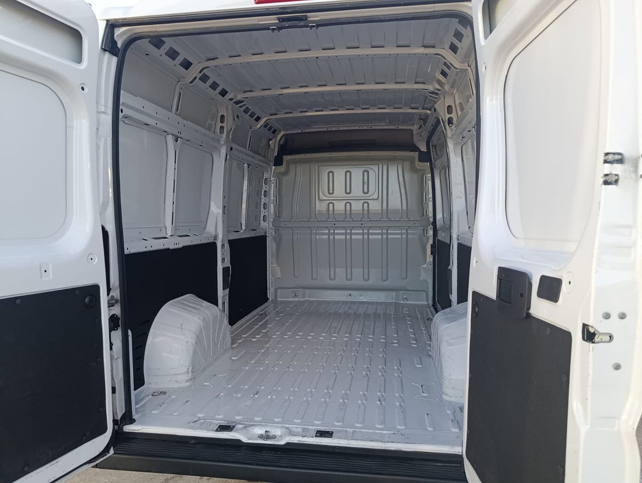 Citroën Jumper BLUEHDI 140 CV 35L2H2 - Foto 8