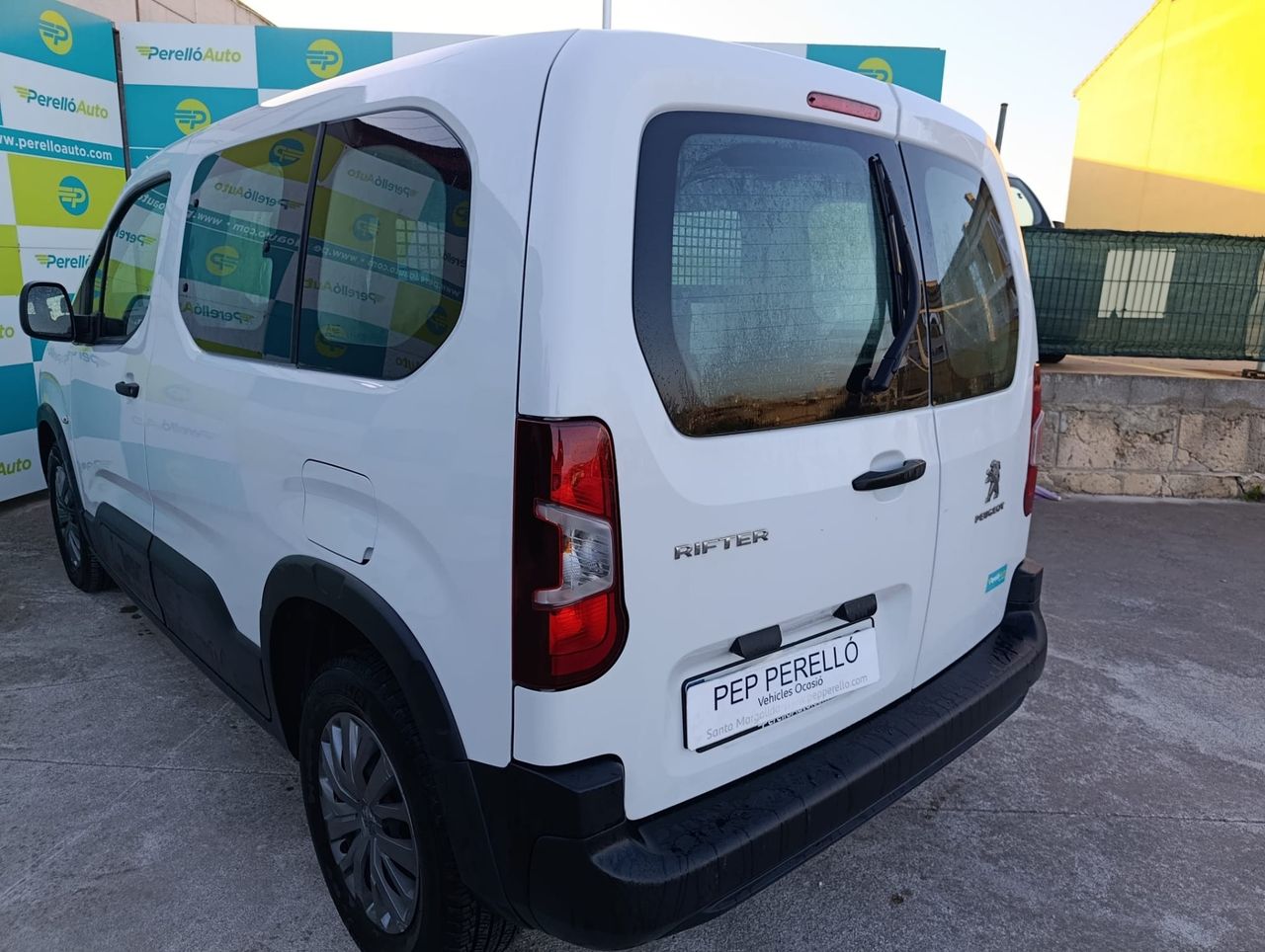 Peugeot Rifter 1.5 ACTIVE PACK BLUEHDI 100 BUSINESS - Foto 6