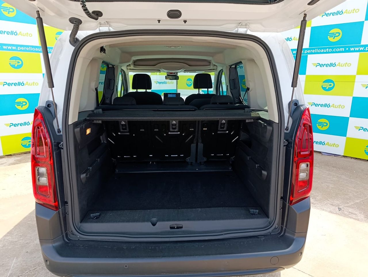 Fiat Doblò 1.5 BLUEHDI 100 DIESEL - Foto 9