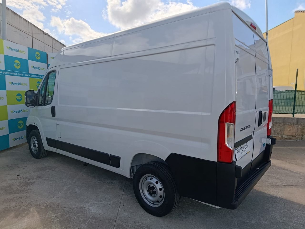 Fiat Ducato FURGO L2H2 330 140 CV - Foto 5
