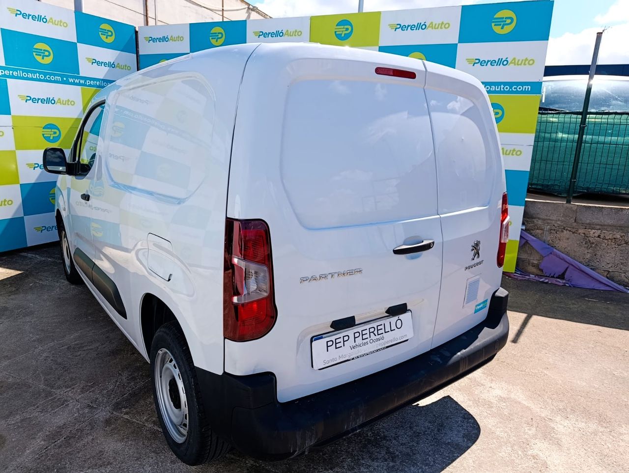 Peugeot Partner FURGON STANDARD BLUEHDI 100 - Foto 6
