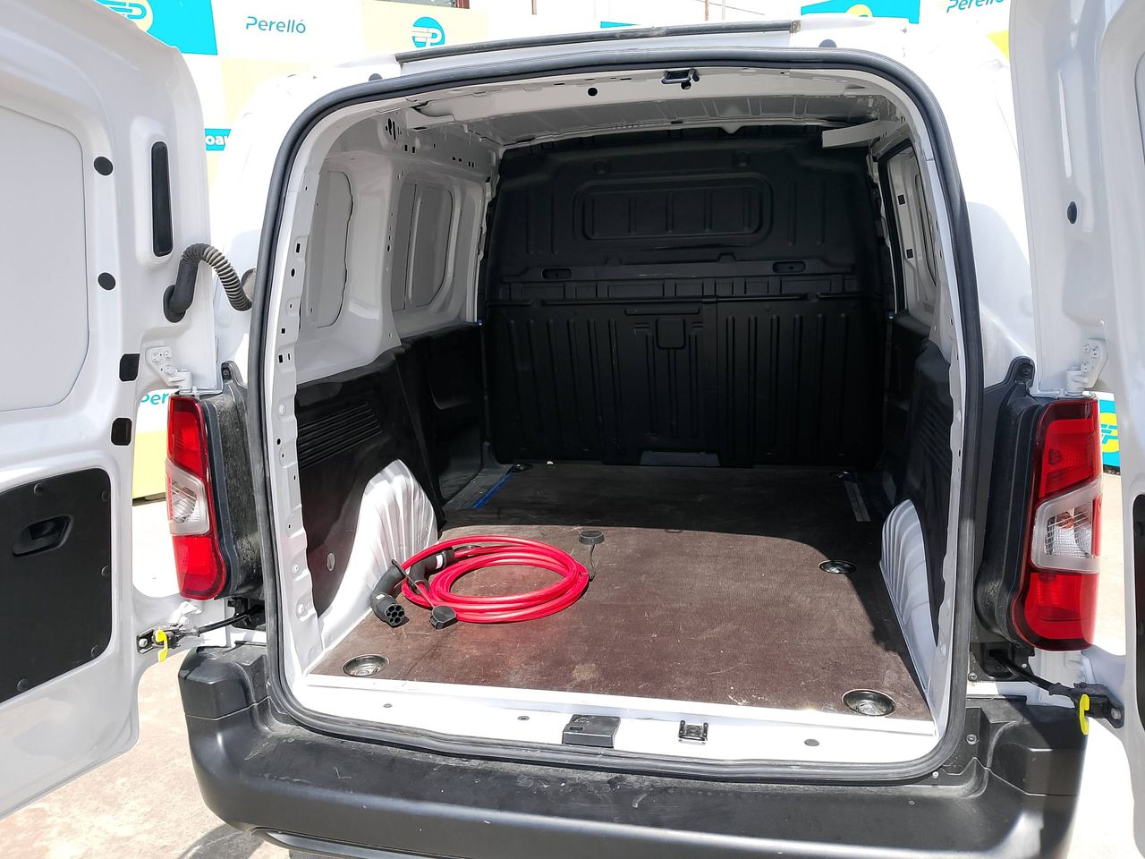Citroën Berlingo VAN ELECTRICO TALLA M 50 KW/H  - Foto 7