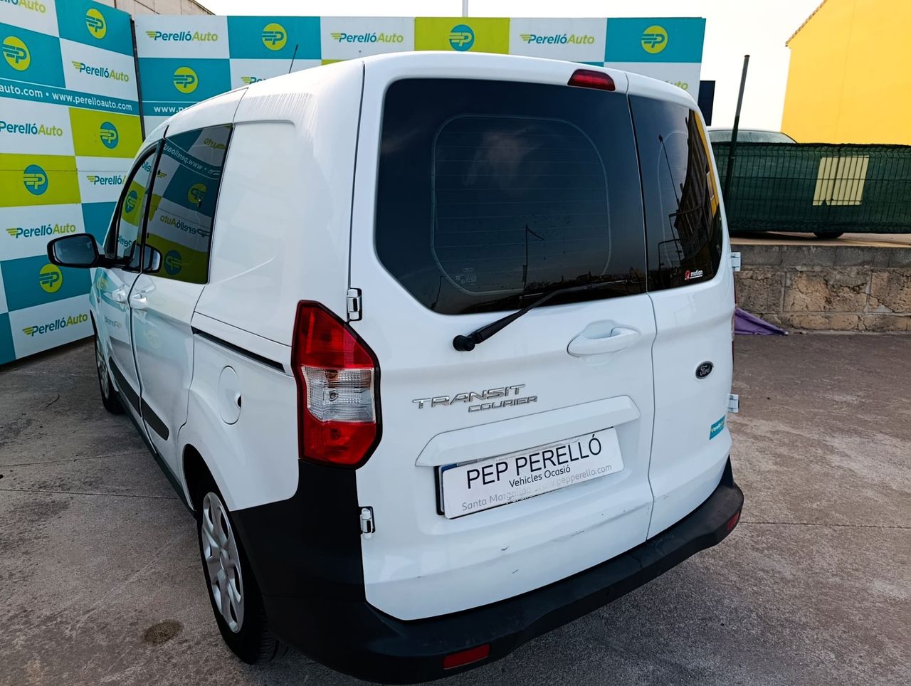 Ford Transit Courier Kombi Ambiente 1.5 TDCi 74 kW - Foto 5