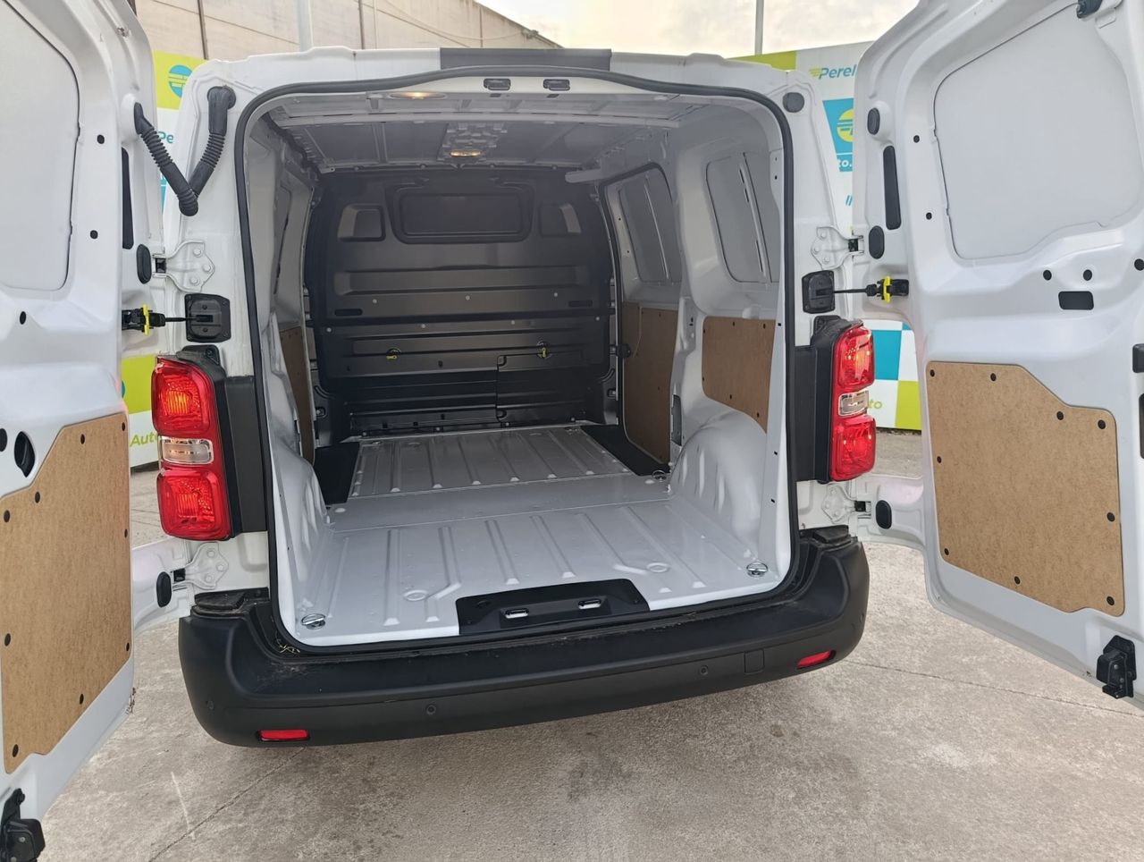 Fiat Scudo FURGON L2 120 CV - Foto 7