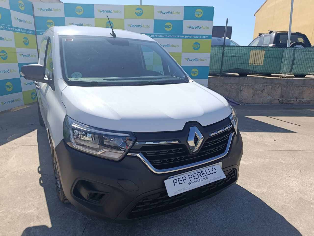 Renault Kangoo FURGON 1.5 BLUE DCI 95 CV - Foto 3