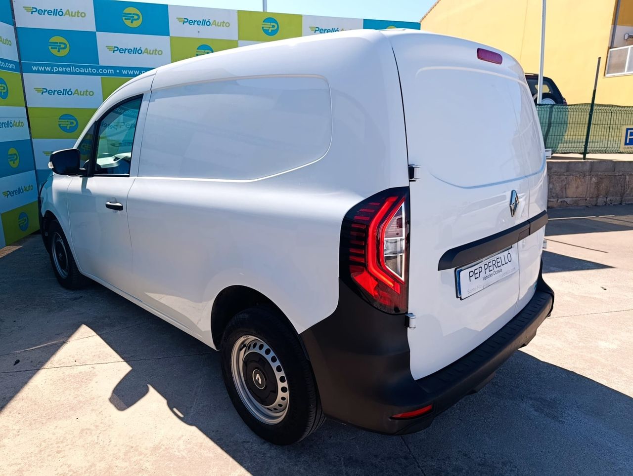 Renault Kangoo FURGON 1.5 BLUE DCI 95 CV - Foto 7