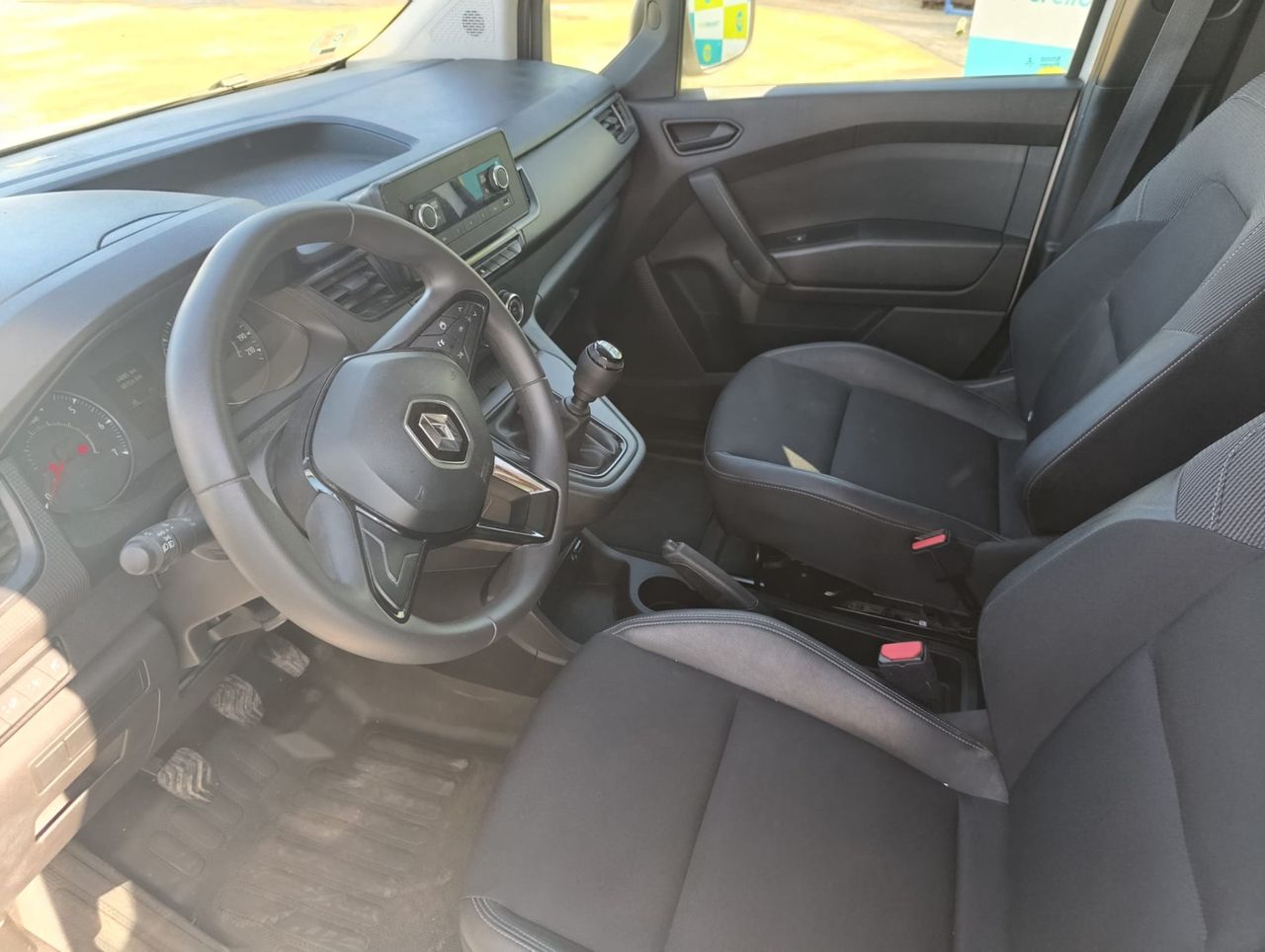 Renault Kangoo FURGON 1.5 BLUE DCI 95 CV - Foto 10