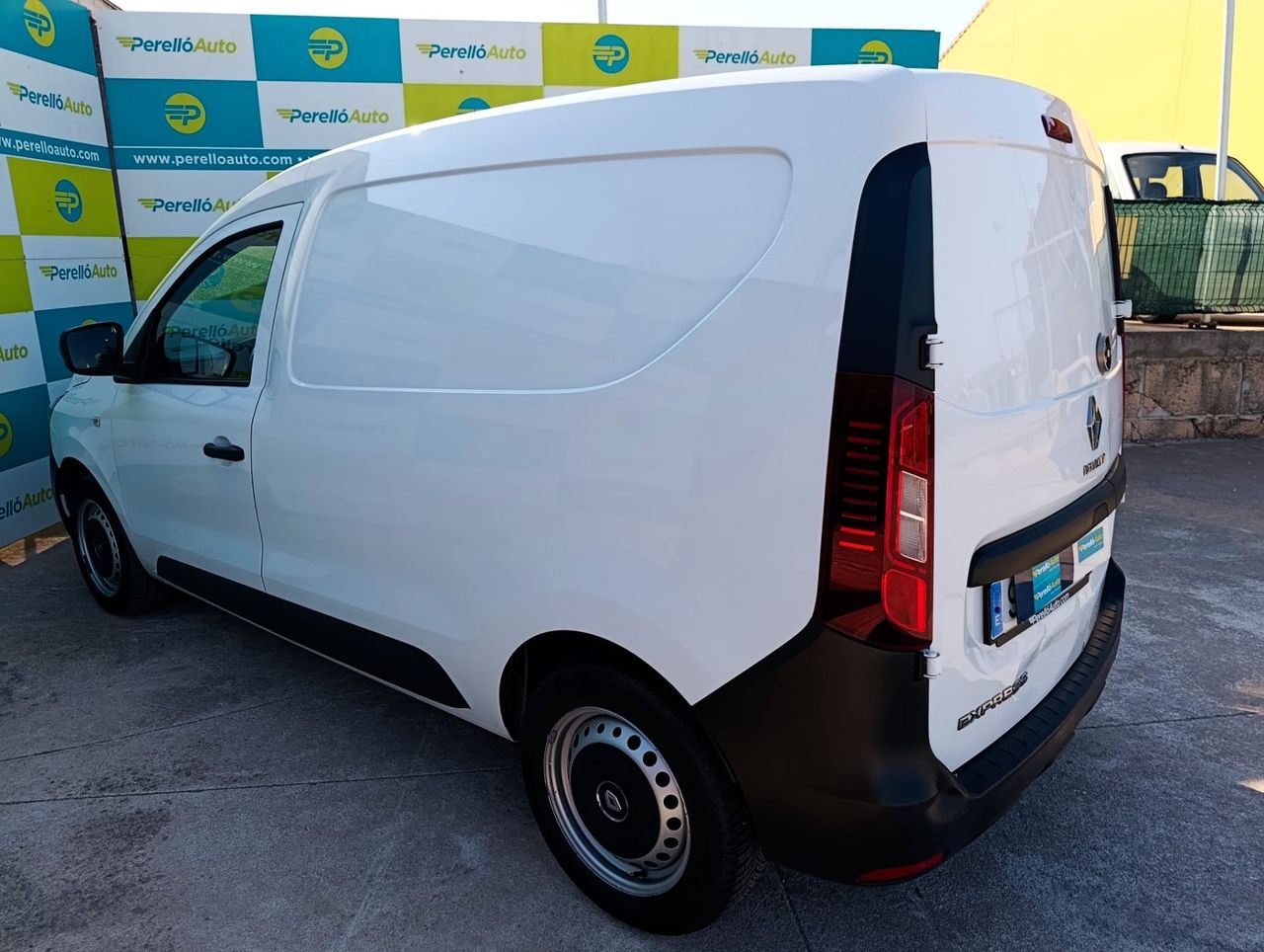Renault Express 1.5 BLUE DCI 75 CV - Foto 6