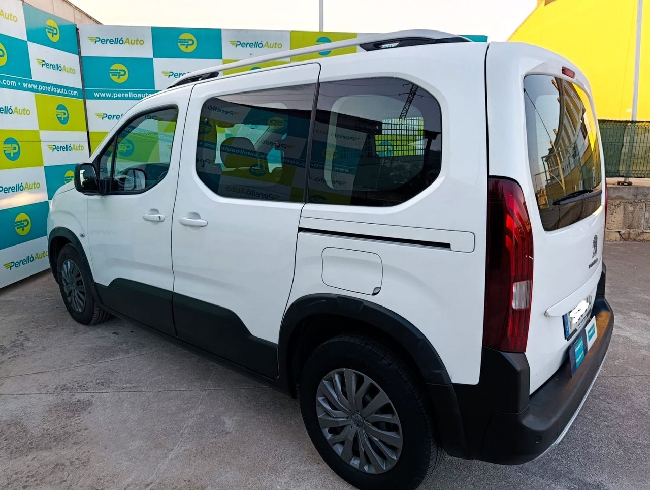 Peugeot Rifter Allure Pack Standard BlueHDi 100 - Foto 6