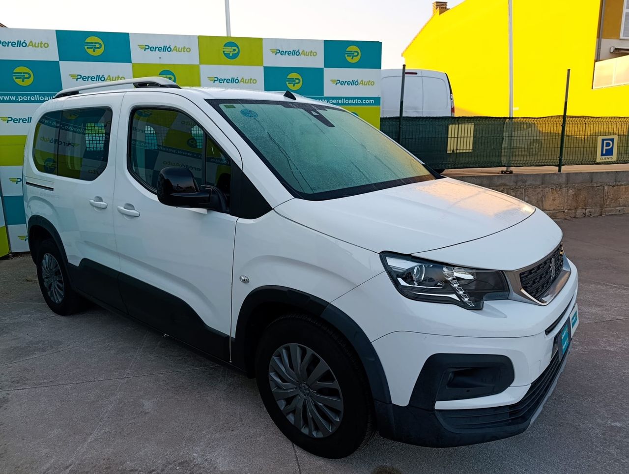 Peugeot Rifter Allure Pack Standard BlueHDi 100 - Foto 4
