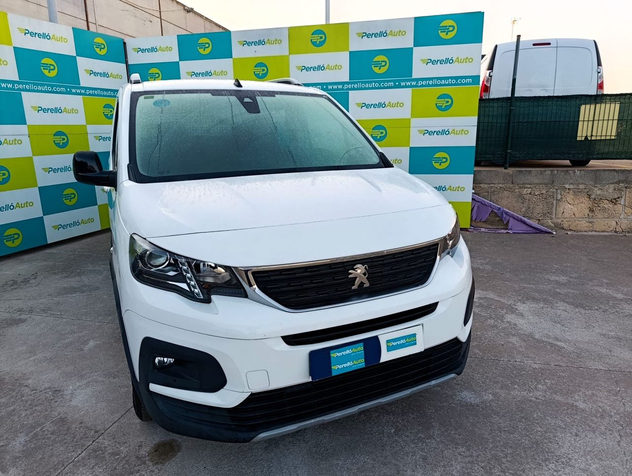 Peugeot Rifter Allure Pack Standard BlueHDi 100 - Foto 3