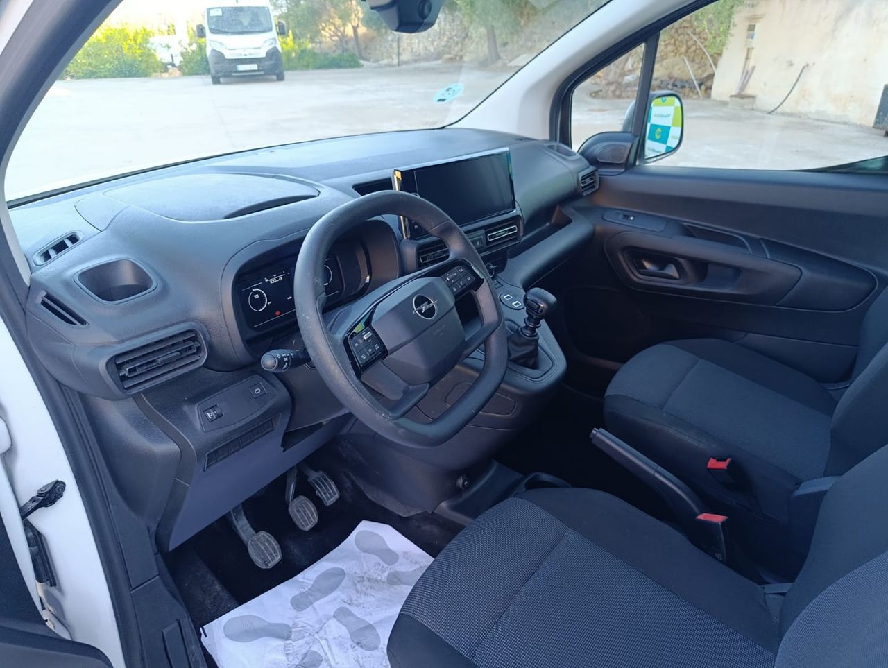 Opel Combo 1.5 Diesel 75 kW - Foto 8