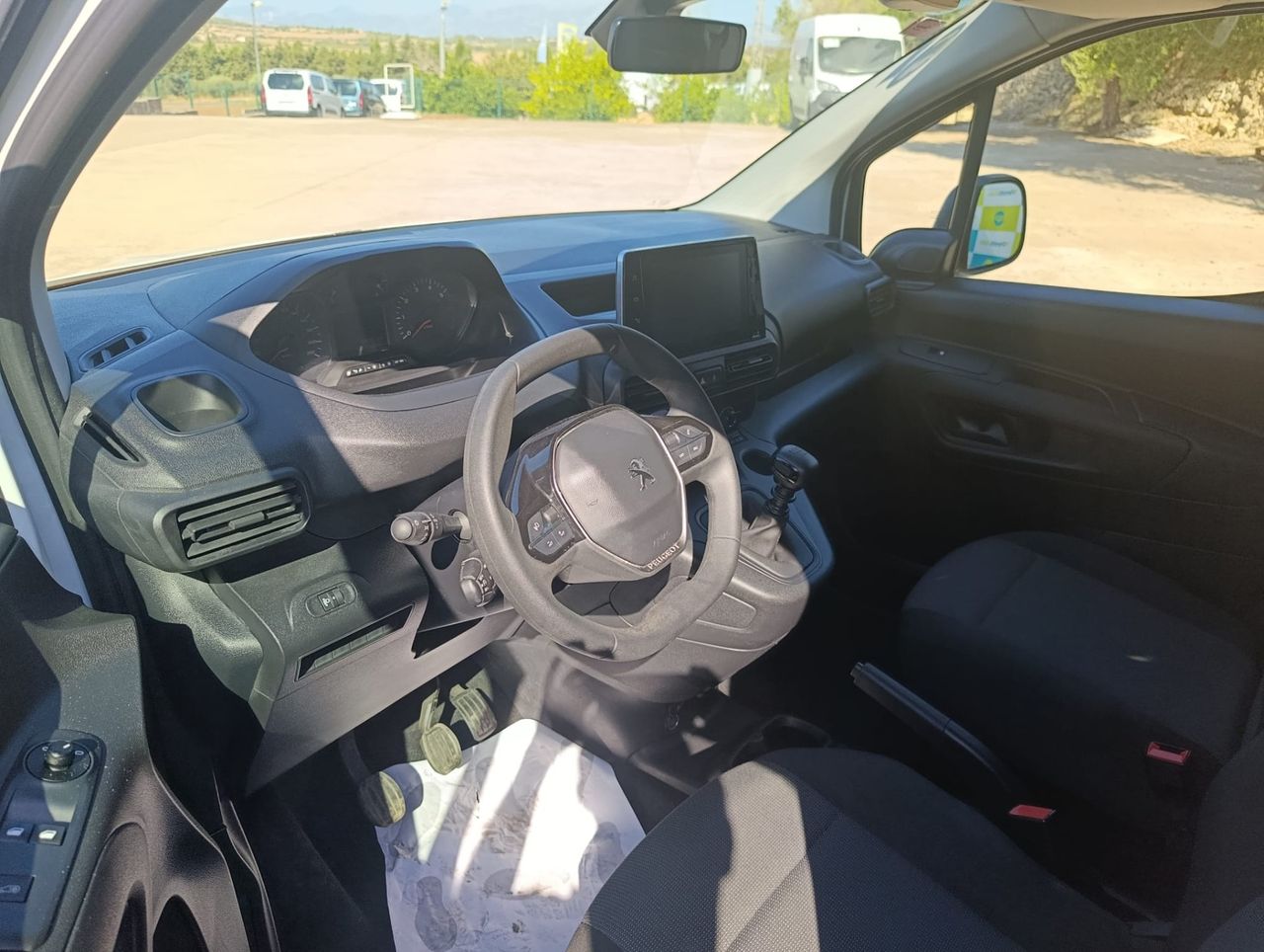 Peugeot Partner 1.5 BLUEHDI 100 CV S@S - Foto 8