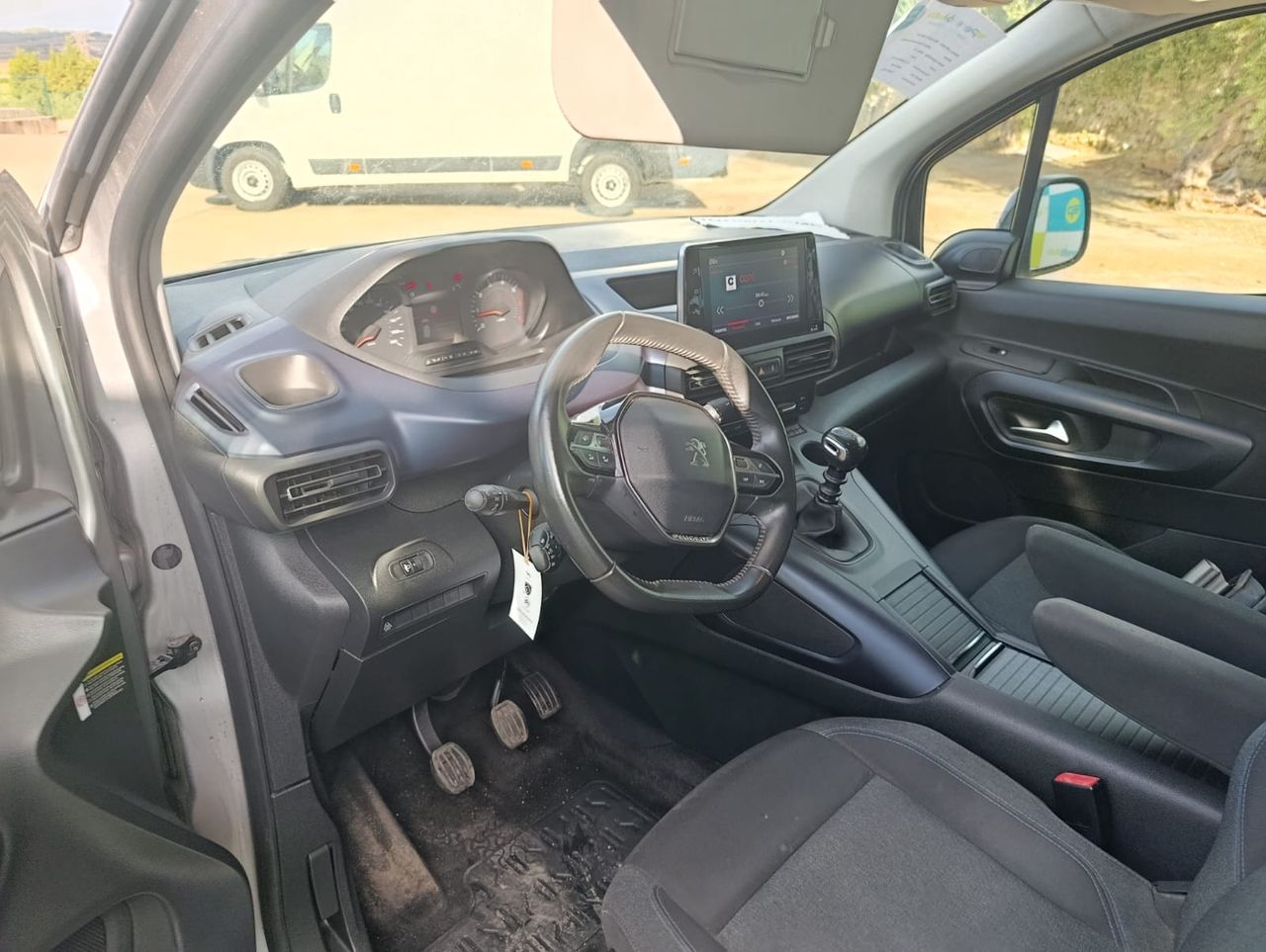 Peugeot Rifter Allure Standard BlueHDi 100 - Foto 9