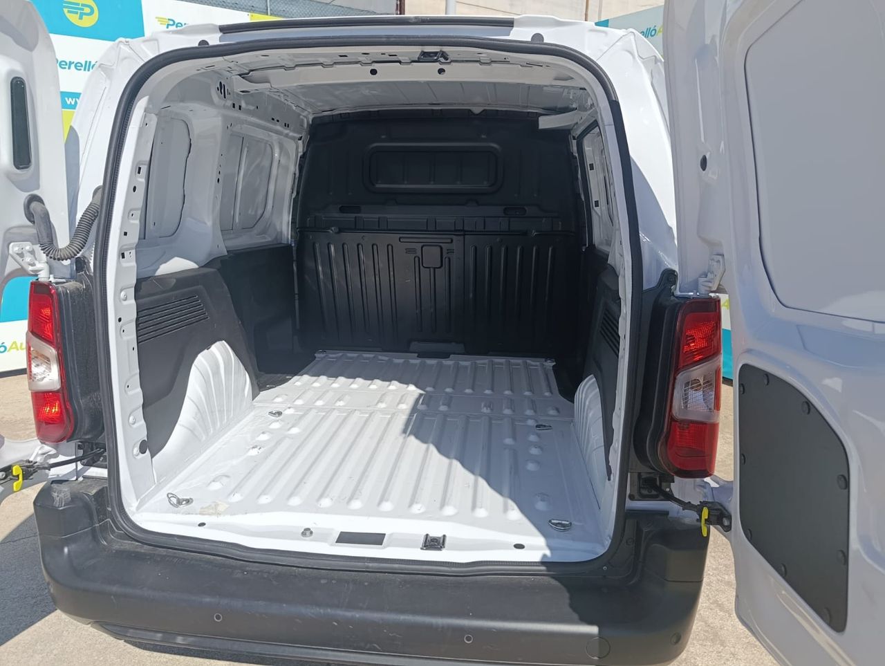 Citroën Berlingo Talla M Max BlueHDi 100 - Foto 8