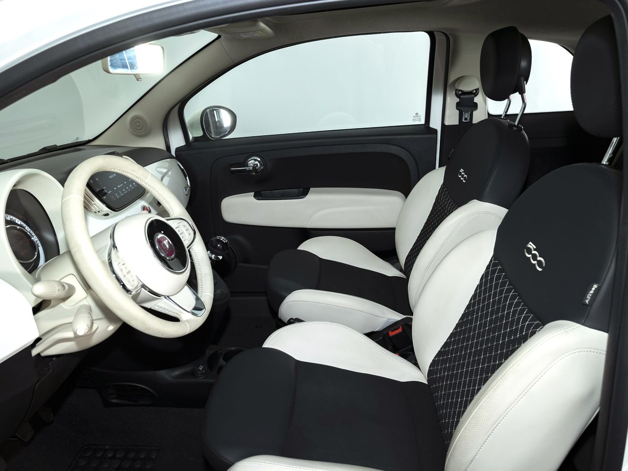 Fiat 500 HYBRID DOLCEVITA - foto 9