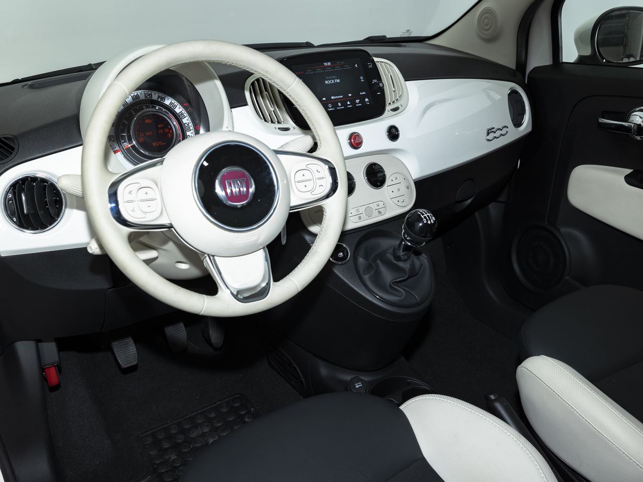 Fiat 500 HYBRID DOLCEVITA - foto 17