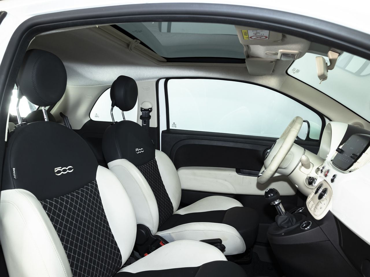 Fiat 500 HYBRID DOLCEVITA - foto 19