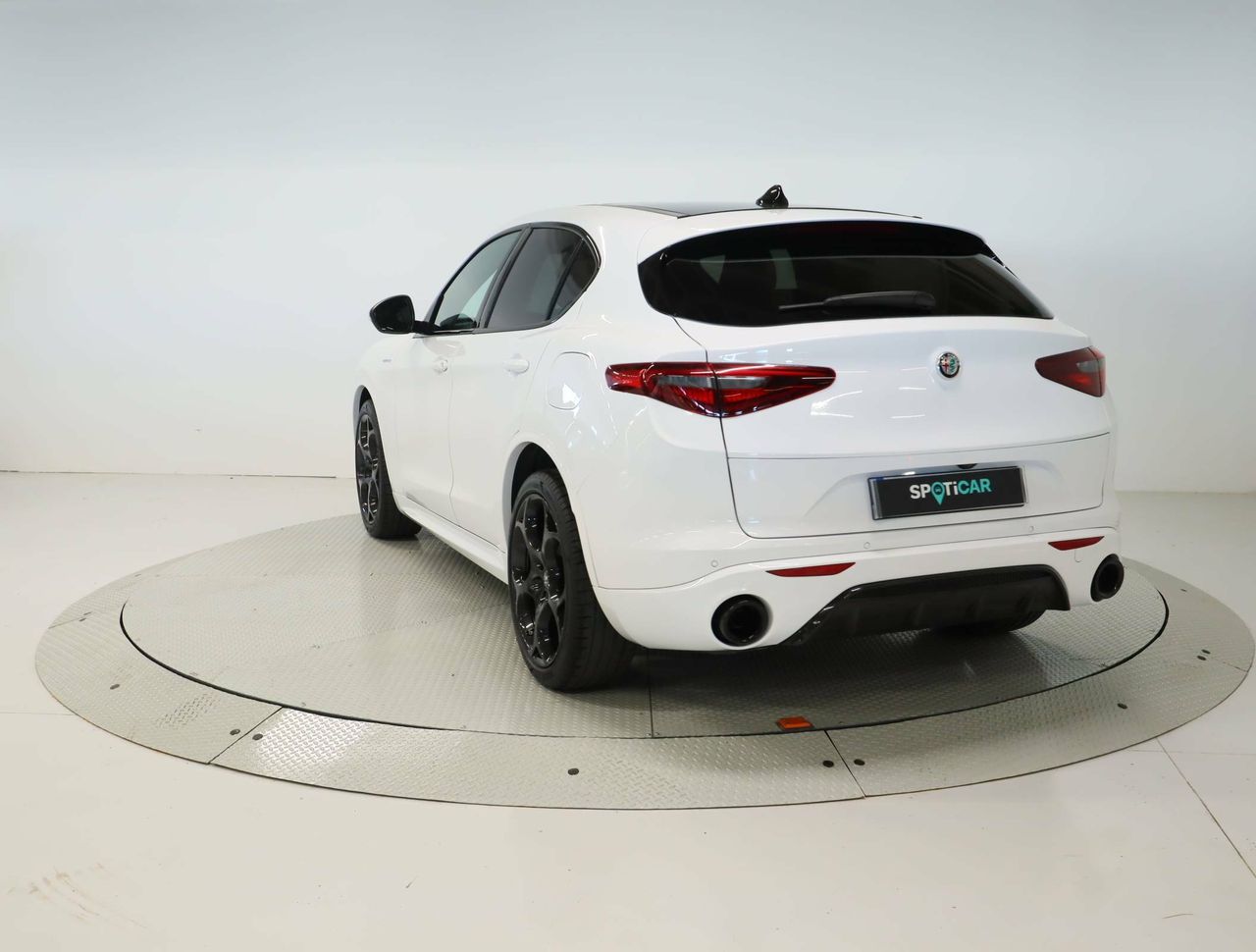 alfa romeo stelvio 2023 / foto grande (3)