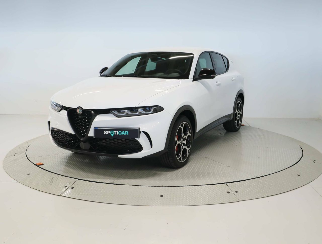 Foto alfa romeo tonale 2023 /