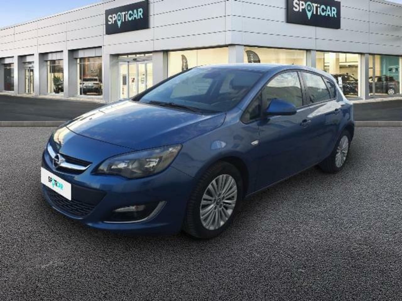 opel astra 2013 /