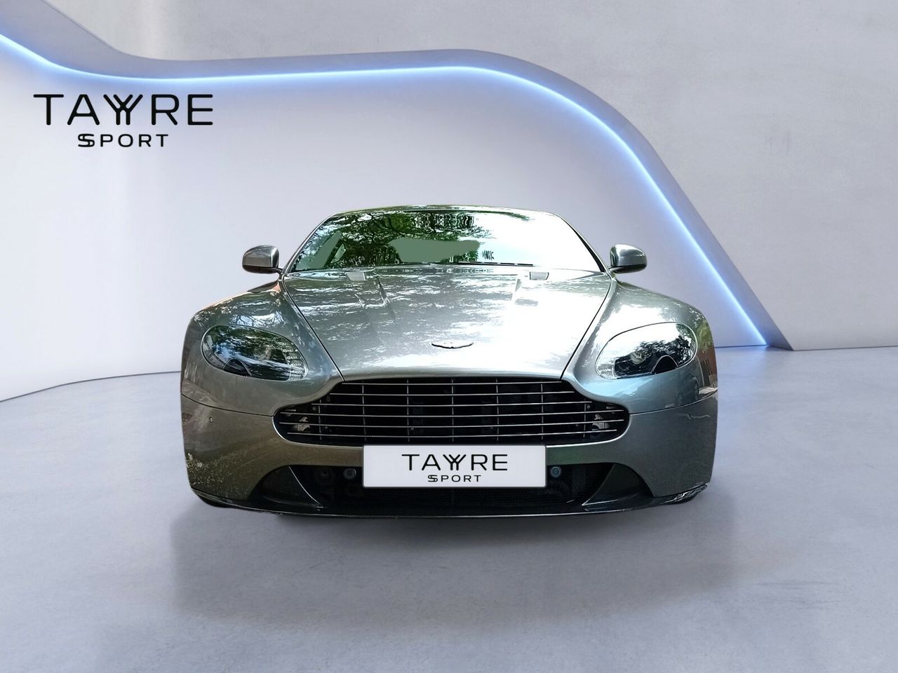 aston martin vantage 2017 / foto grande (2)
