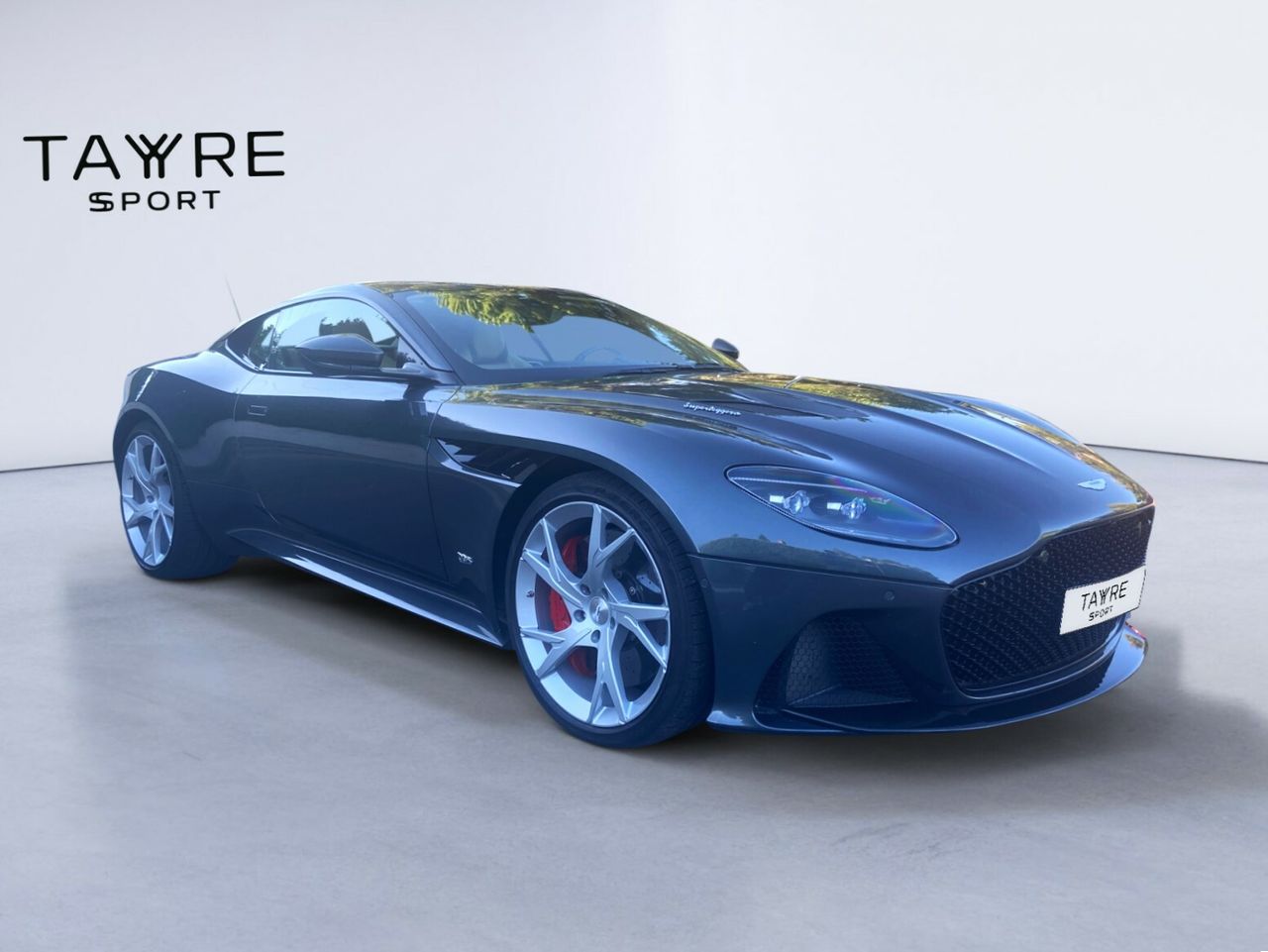 aston martin dbs 2019 /