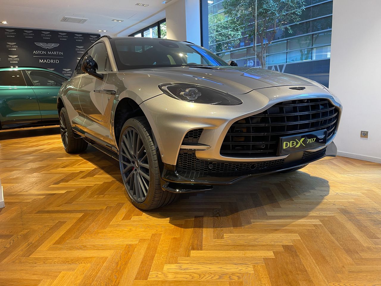 Awd  de segunda mano - Aston martin DBX 707cv AWD