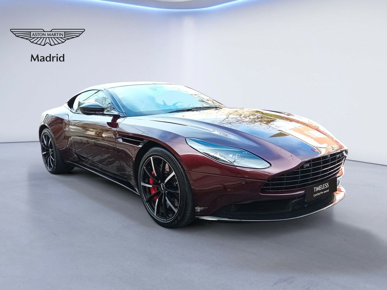 Televisores 40 pulgadas  de segunda mano - aston martin db11 2022 /