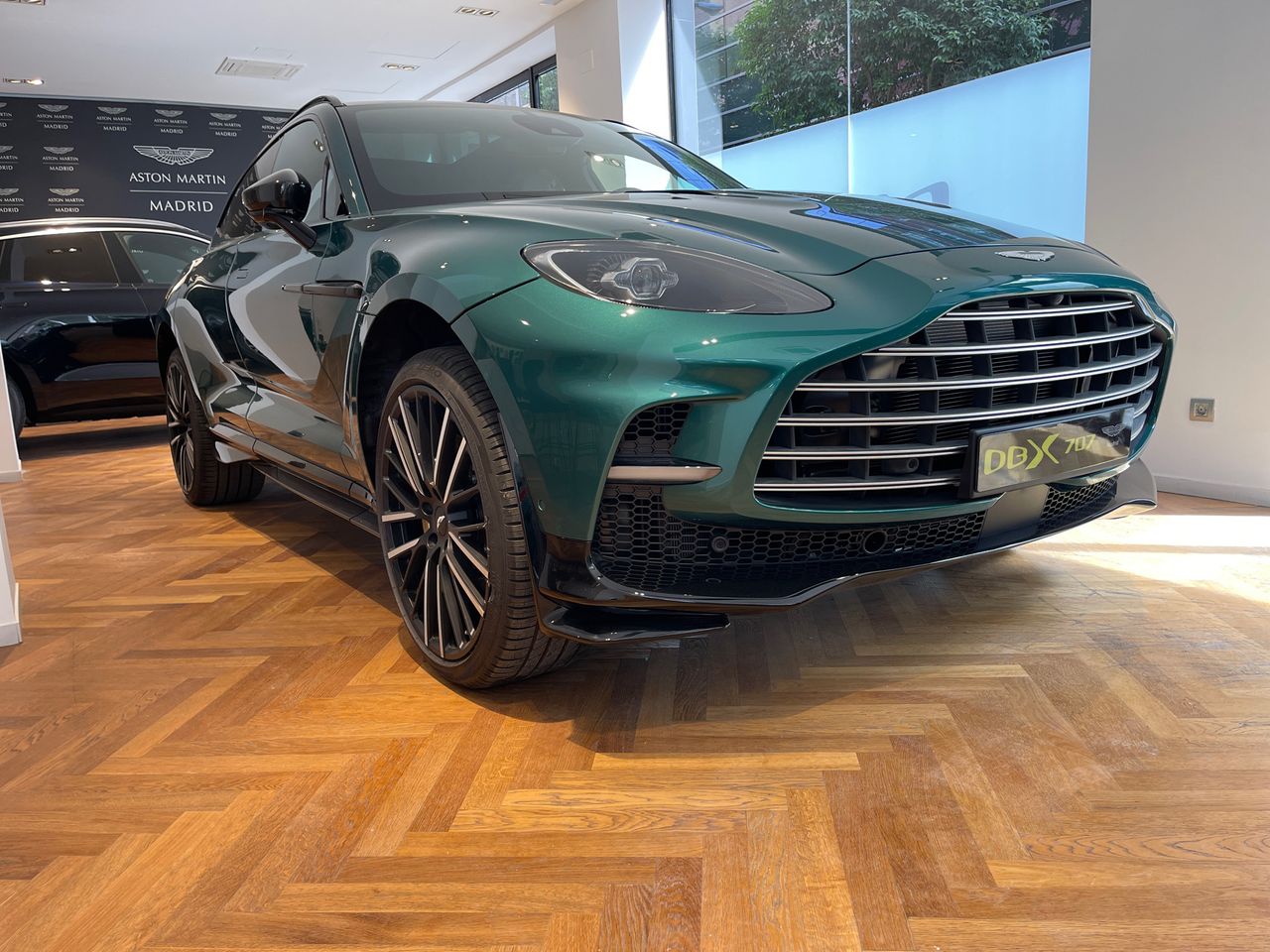 Awd  de segunda mano - Aston martin DBX 707cv AWD