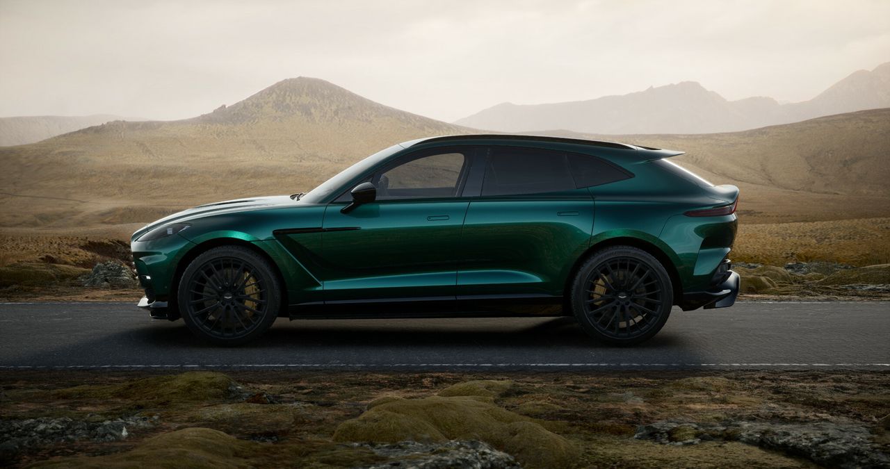 aston martin dbx 707cv awd foto grande (3)