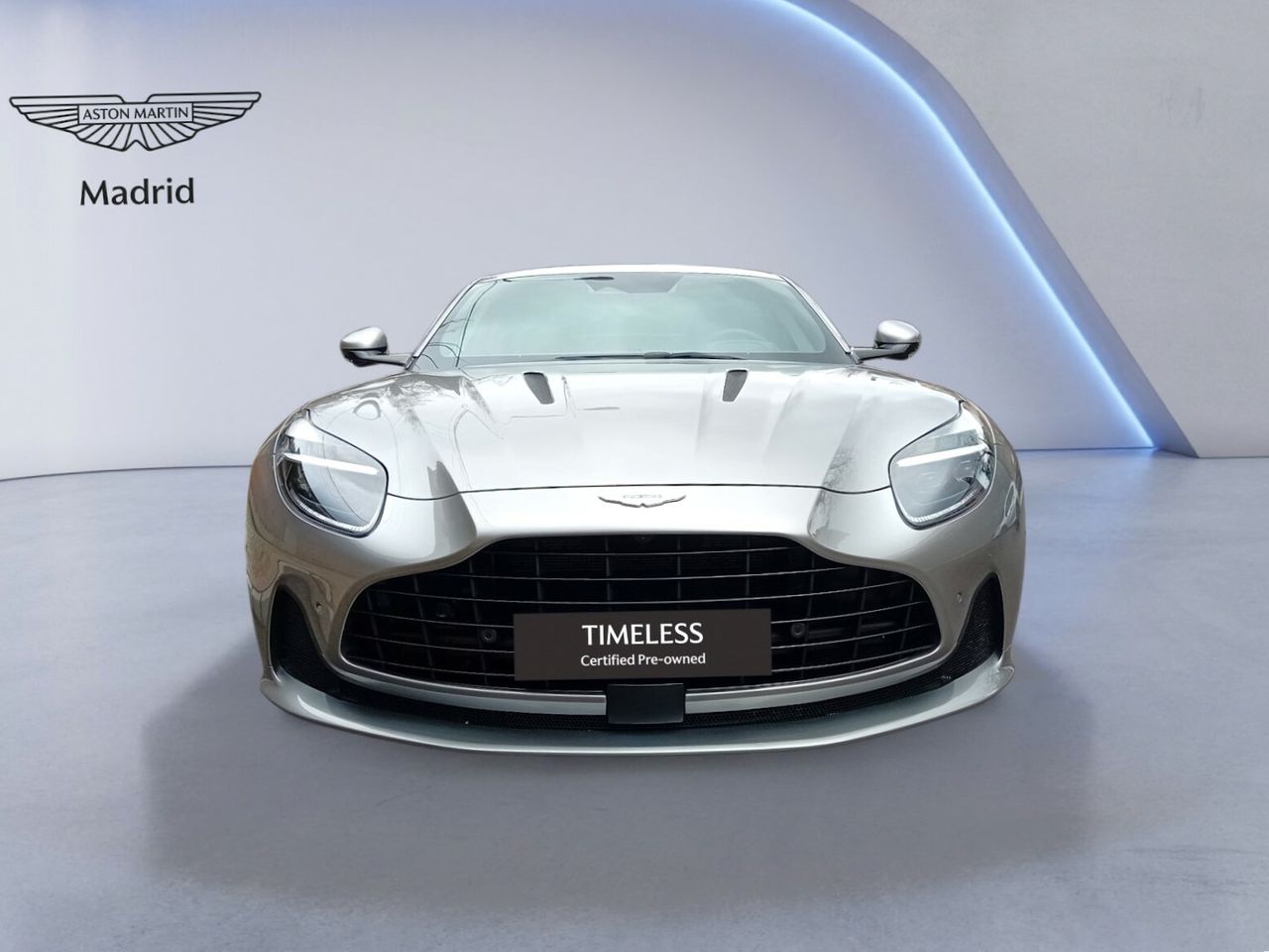 aston martin db12 2024 / foto grande (2)