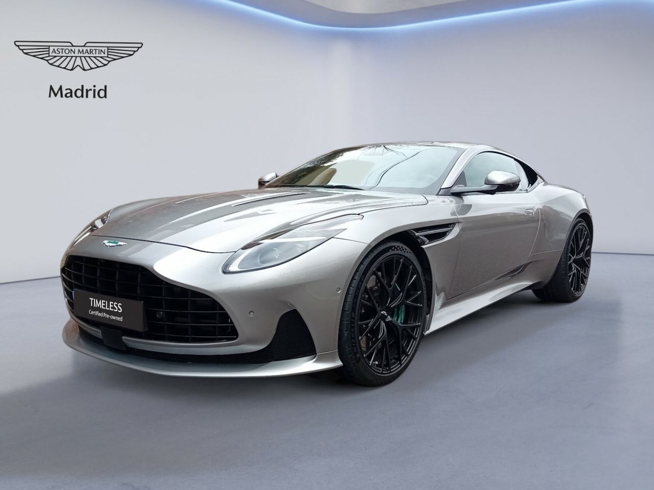 aston martin db12 2024 / foto grande (3)