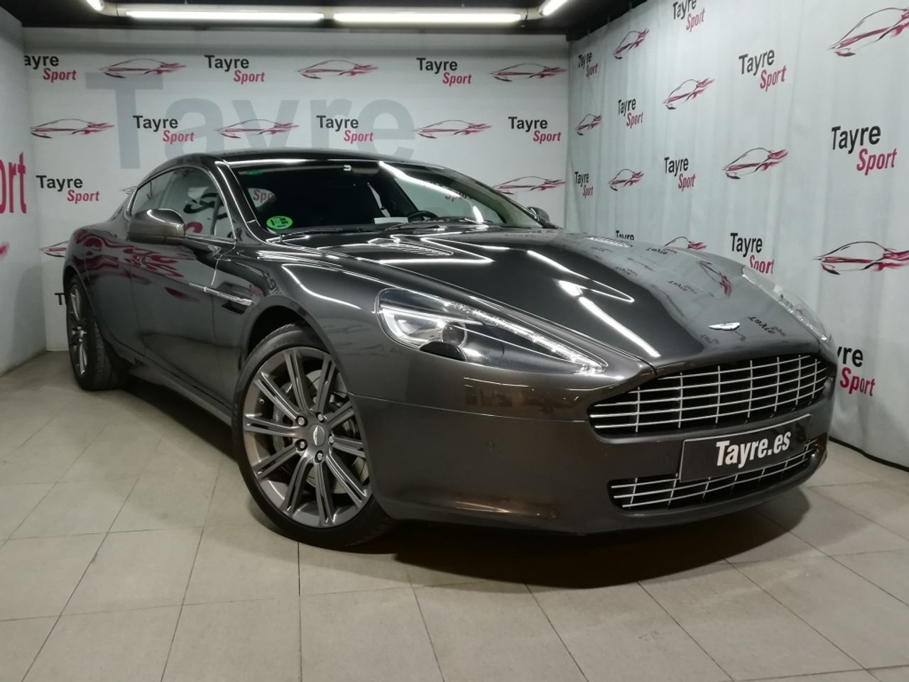 aston martin rapide 2010 /