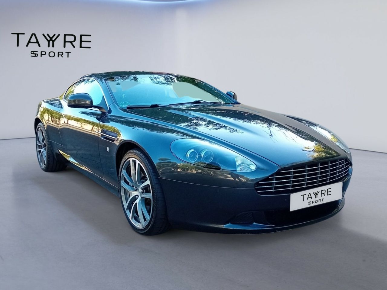 Foto aston martin db9 2011 /