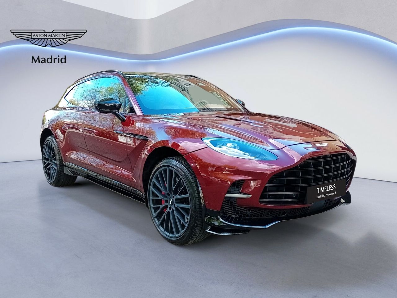 Foto aston martin dbx 2023 /