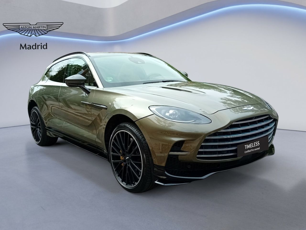 Foto aston martin dbx 2023 /