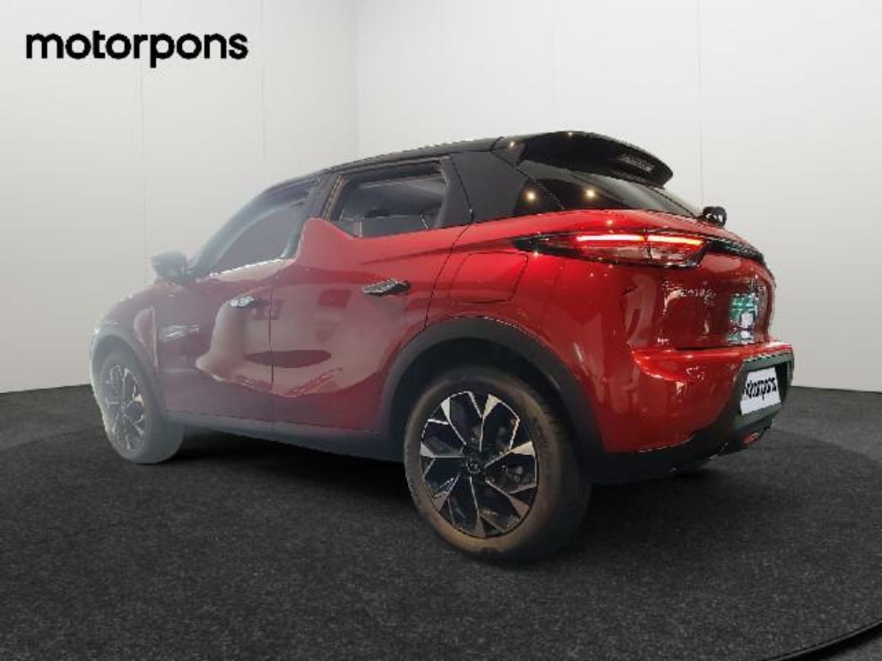 ds automobiles ds 3 crossback 2023 / foto grande (3)