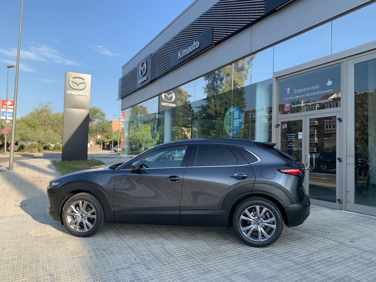 mazda cx-30 2023 / foto grande (3)