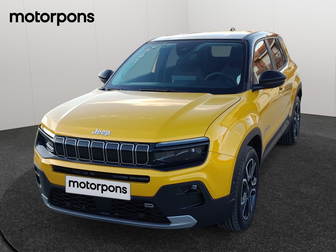 Excelente estudio  de segunda mano - jeep avenger 2024 /