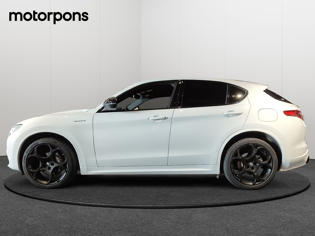 alfa romeo stelvio 2022 / foto grande (2)