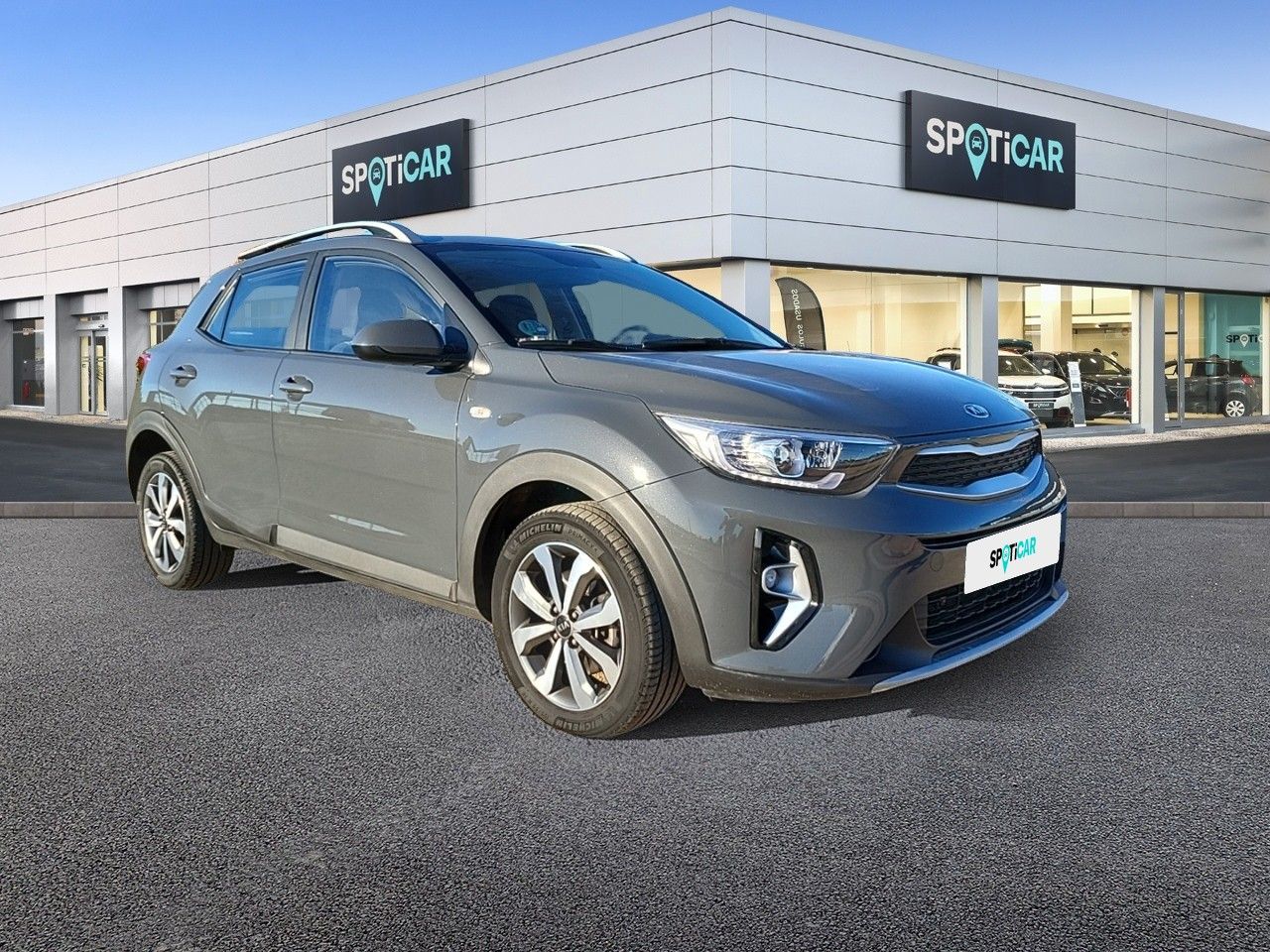 kia stonic 2021 / foto grande (3)