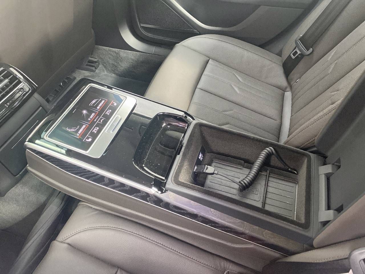 Audi A8 60 TFSIe quattro tiptronic - - foto 20