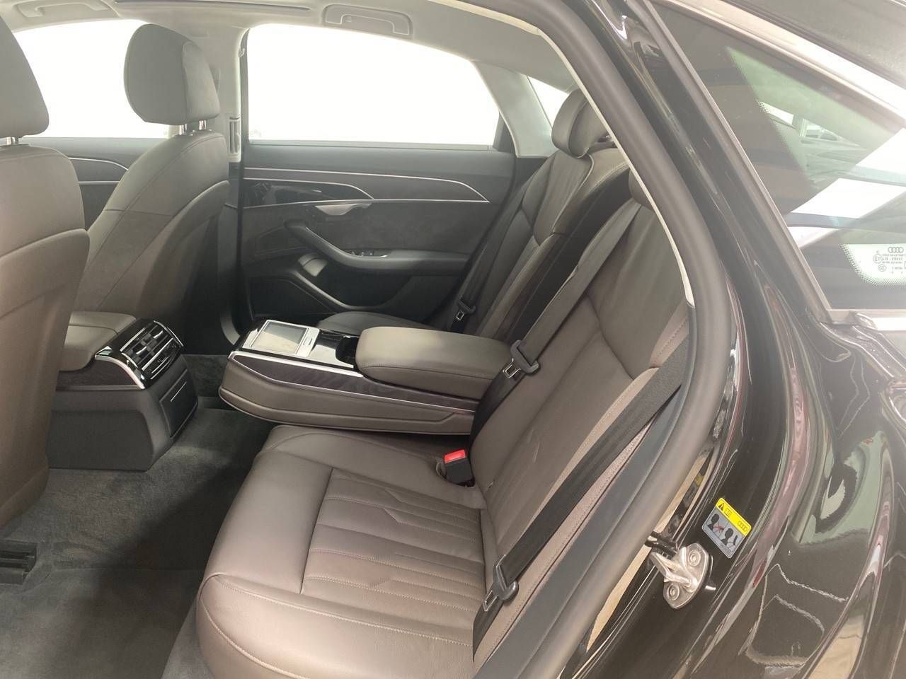 Audi A8 60 TFSIe quattro tiptronic - - foto 10