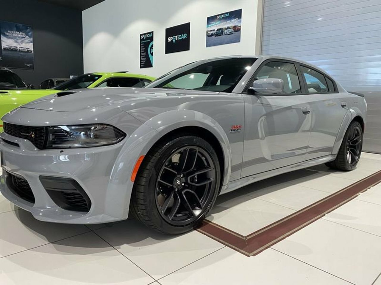 Dodge challenger automatico  de segunda mano - dodge charger 2022 /