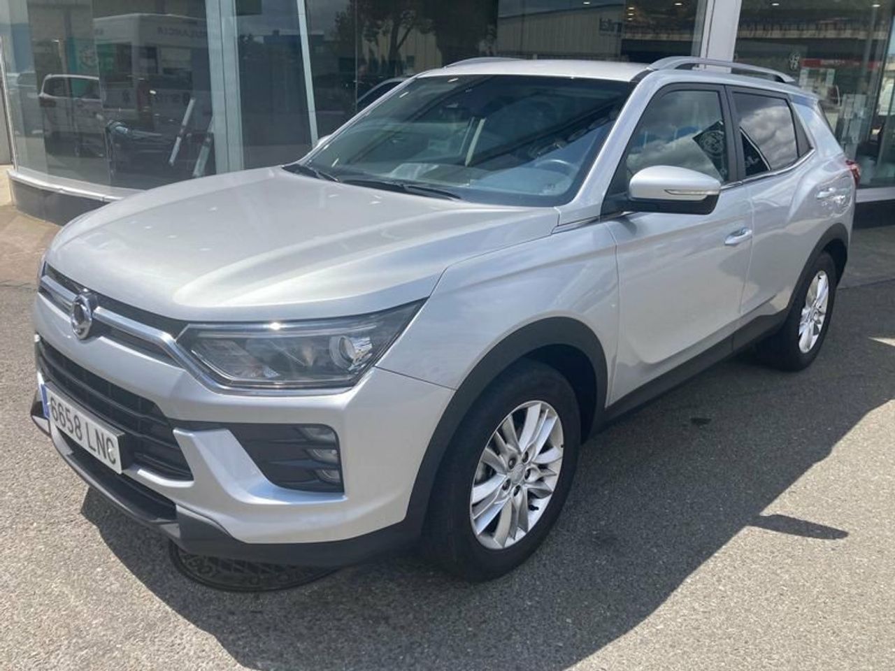 Altavoces en puerta trasera  de segunda mano - ssangyong korando 2021 /
