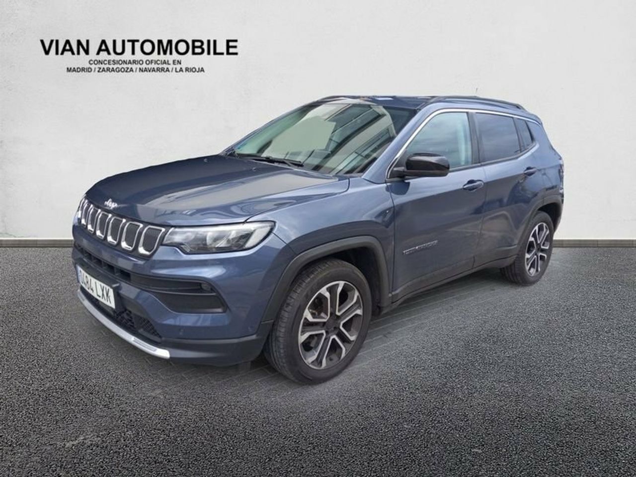 Jeep compass con interiores en buen estado  de segunda mano - jeep compass 2022 /