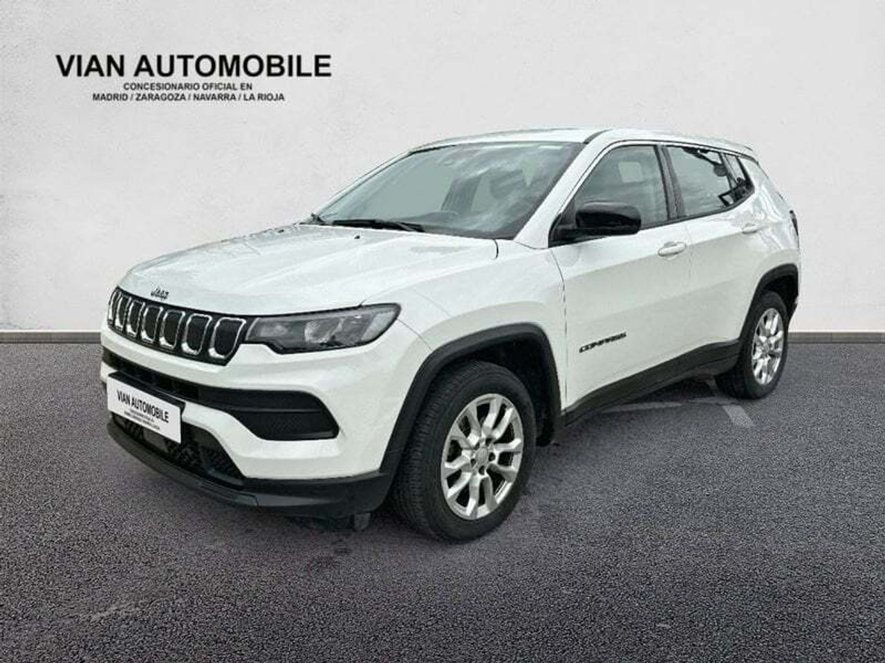 Jeep compass con interiores en buen estado  de segunda mano - jeep compass 2022 /