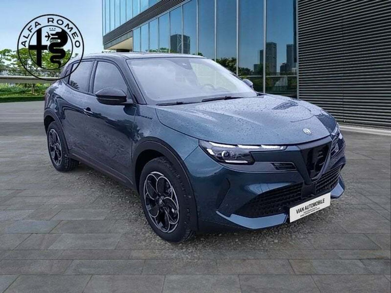 alfa romeo junior 2024 / foto grande (3)